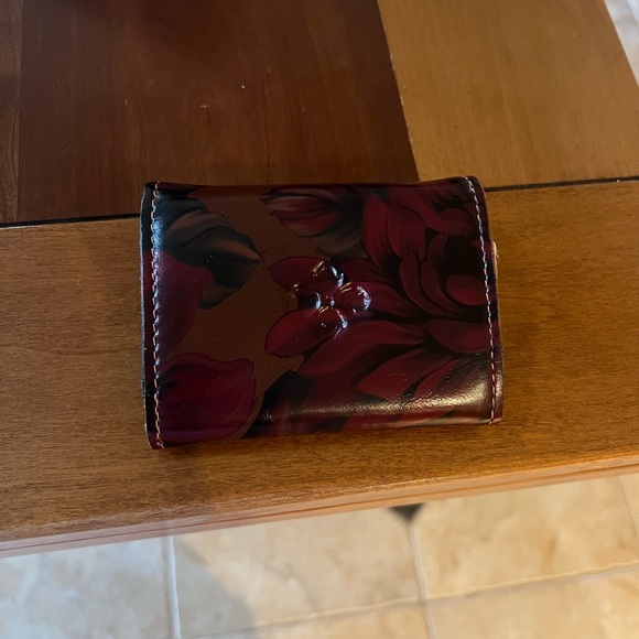 Patricia Nash Card Wallet. NWT - Picture 6 of 6